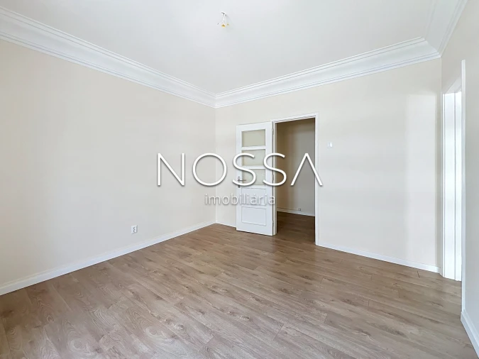 Apartamento T4 para Venda em Campolide Foto 9