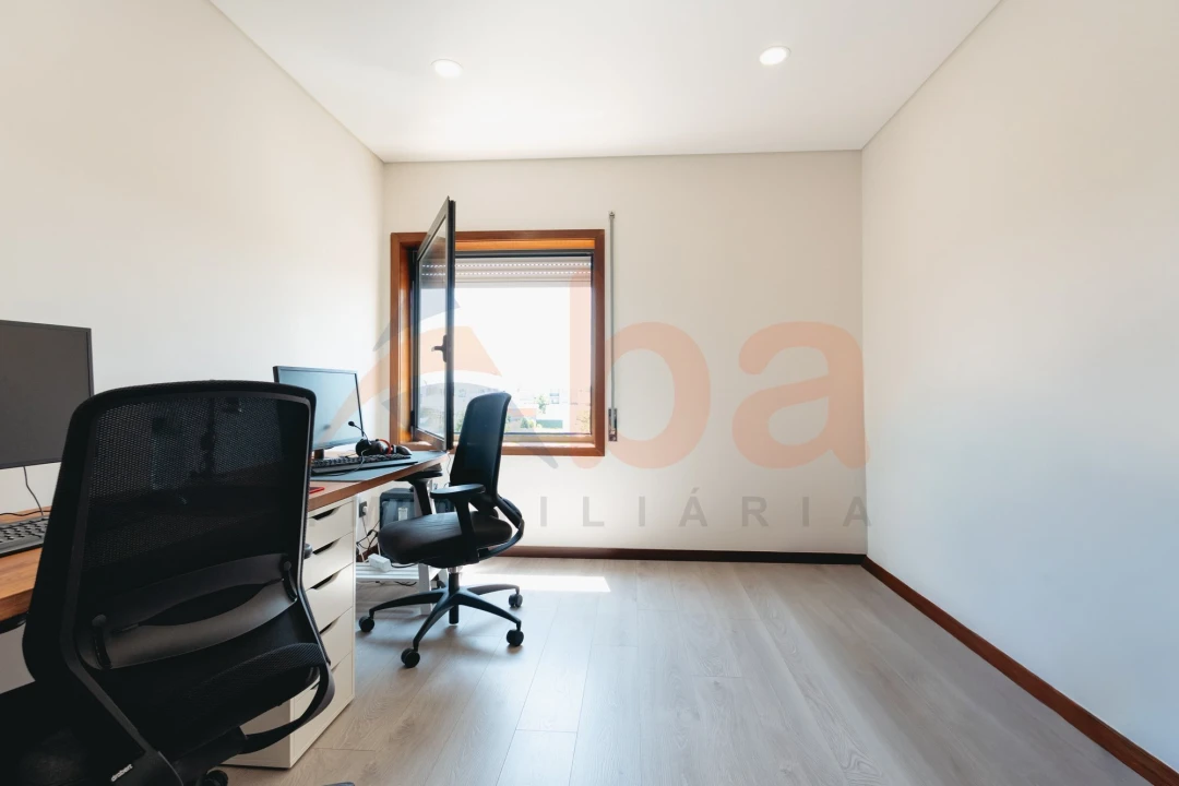Apartamento T2 para Venda em Gafanha da Nazaré Foto 9