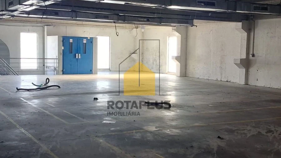 Armazém para Venda em Rio Mau e Arcos