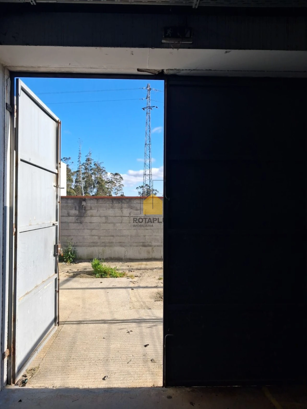 Armazém para Arrendamento em Touguinha e Touguinhó Foto 15