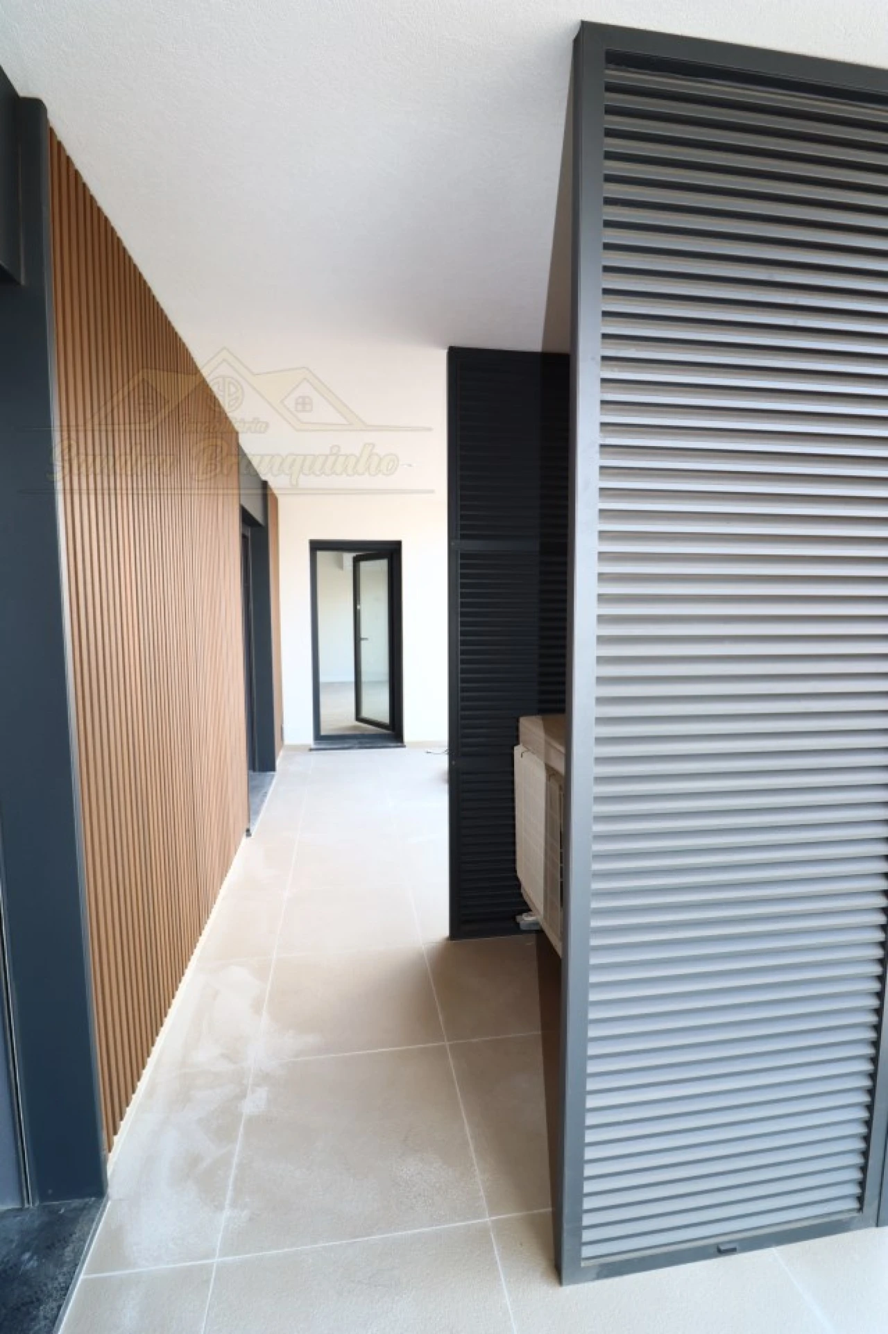 Apartamento T2 para Venda em Santa Maria, São Pedro e Matacães Foto 34