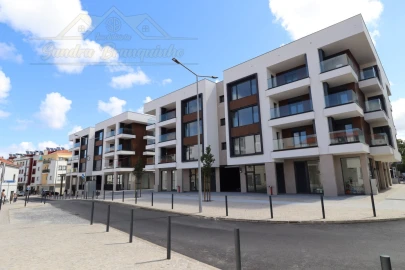Apartamento T2 para Venda em Santa Maria, São Pedro e Matacães