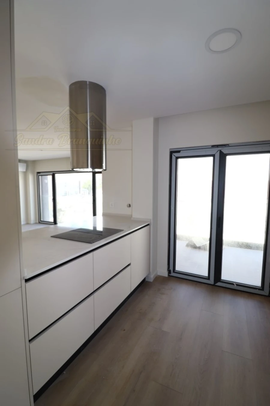 Apartamento T2 para Venda em Santa Maria, São Pedro e Matacães Foto 19