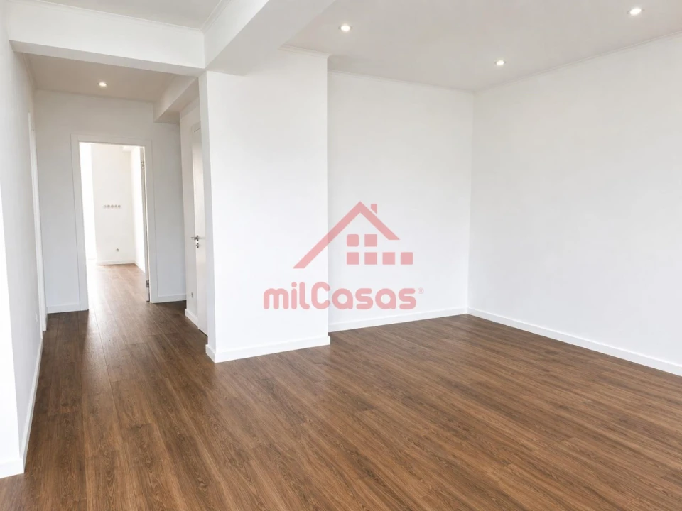Apartamento T2 para Venda em Venteira Foto 8