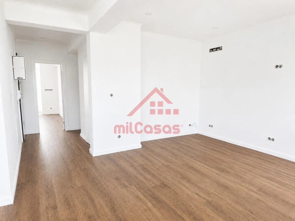 Apartamento T2 para Venda em Venteira Foto 10