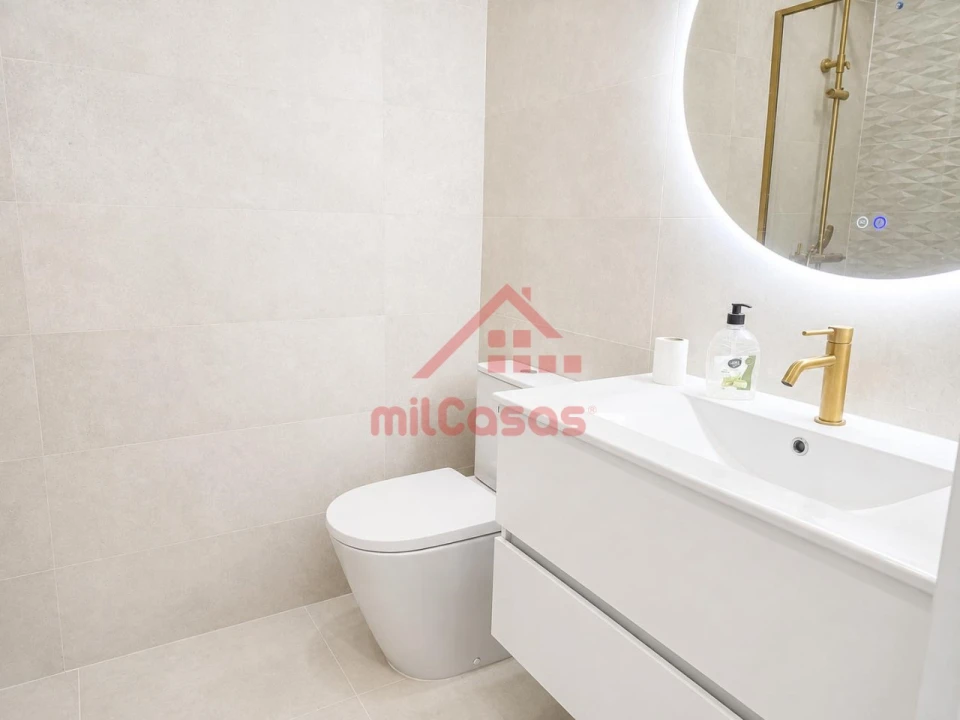 Apartamento T2 para Venda em Venteira Foto 18