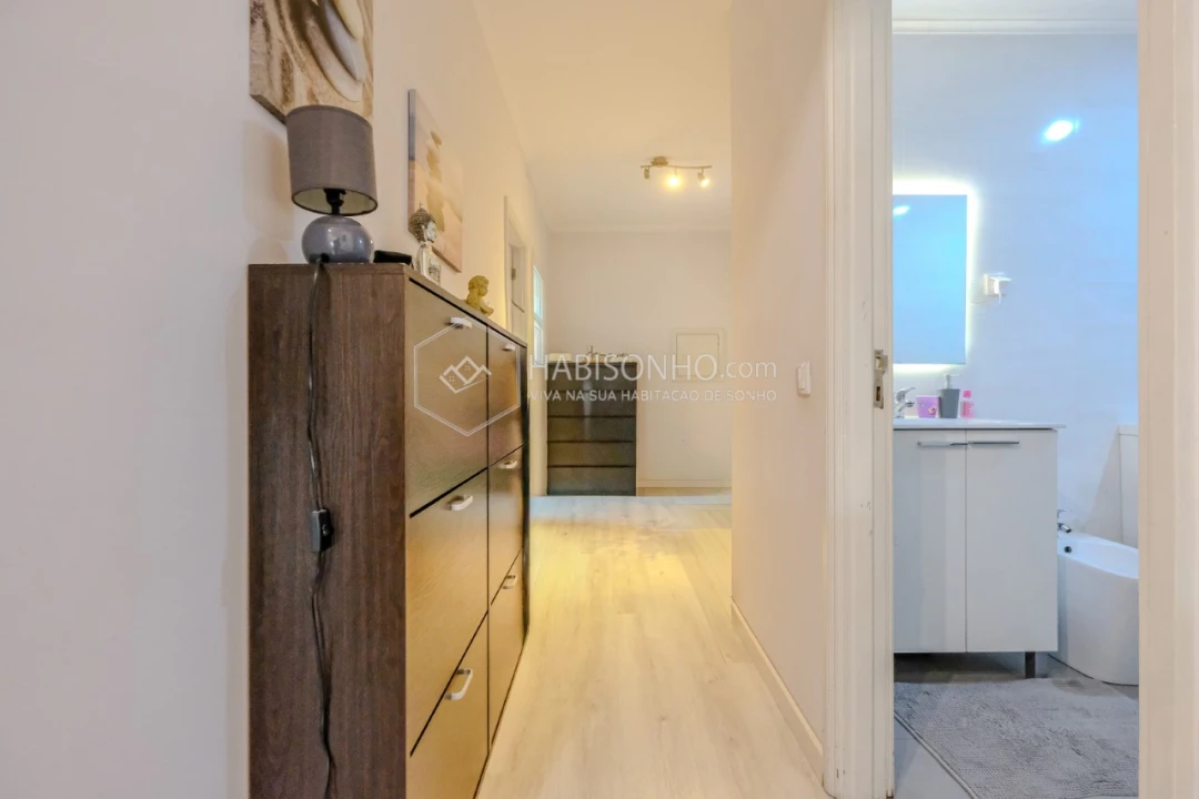 Apartamento T2 para Venda em Gandra Foto 9