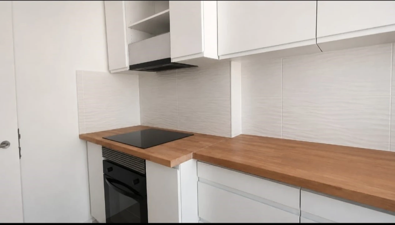 Apartamento T2 para Venda em Venteira Foto 5