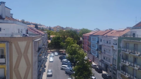 Apartamento T2 para Venda em Venteira