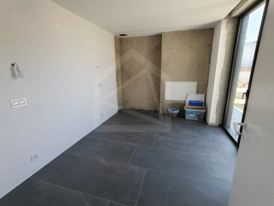 Moradia T4 para Venda em São João da Madeira Foto 6