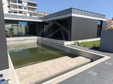 Moradia T4 para Venda em São João da Madeira