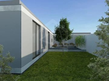 Moradia T4 para Venda em São João da Madeira