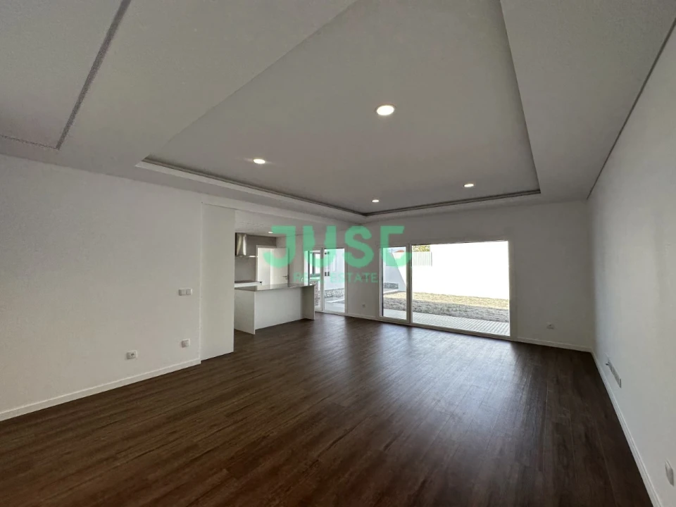 Moradia T3 para Venda em Fernao Ferro Foto 5