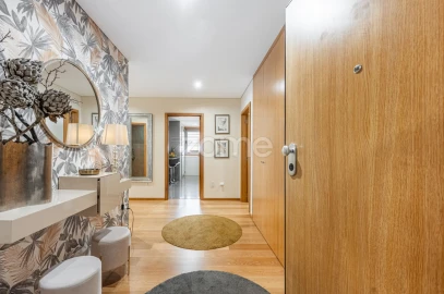 Apartamento T4 para Venda em Aguas Santas