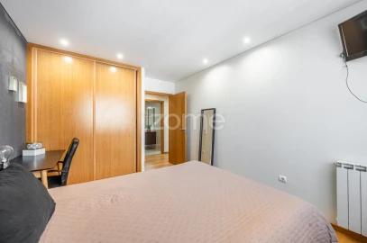 Apartamento T4 para Venda em Aguas Santas