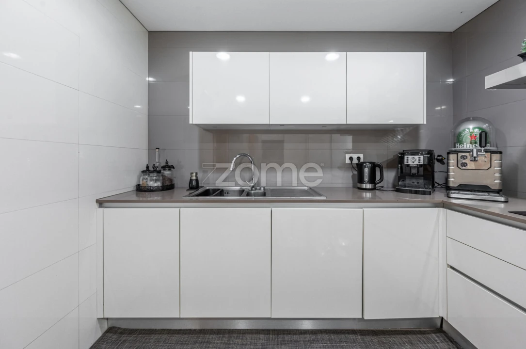 Apartamento T4 para Venda em Aguas Santas Foto 9
