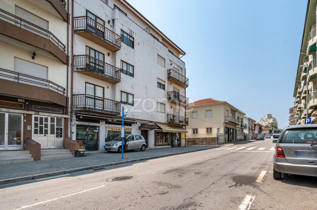 Negócio para Arrendamento em Fânzeres e São Pedro da Cova Foto 3