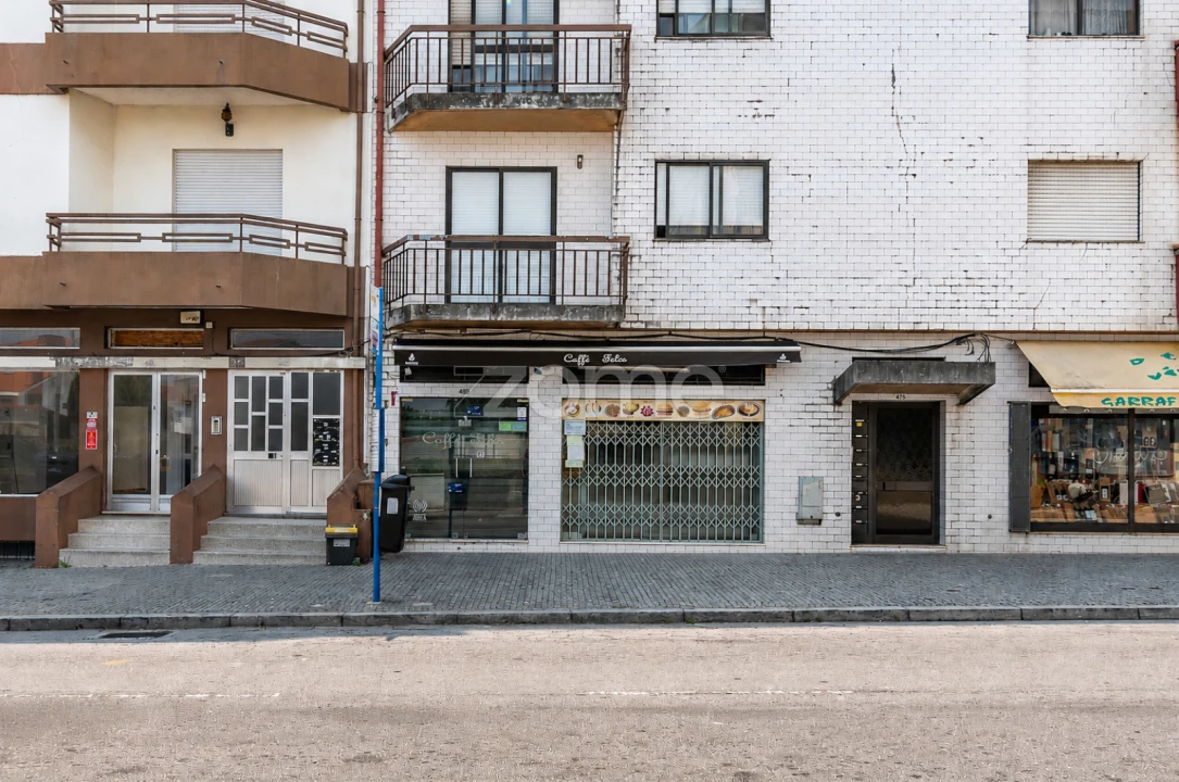 Negócio para Arrendamento em Fânzeres e São Pedro da Cova Foto 2