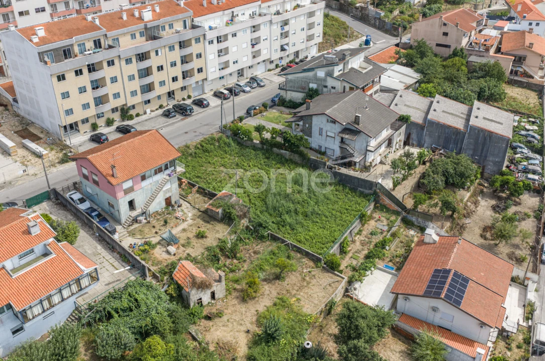Terreno para Venda em O. Azeméis, Riba-Ul, Ul, Macinhata Seixa, Madail Foto 5