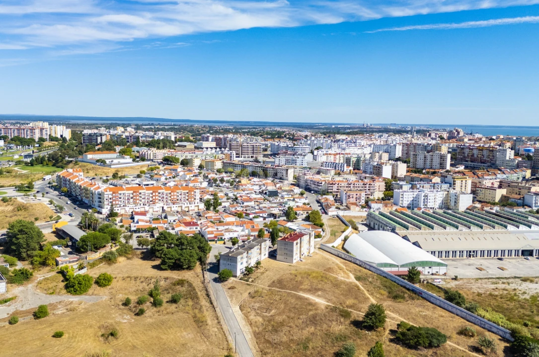 Terreno para Venda em Setubal (São Sebastião) Foto 14