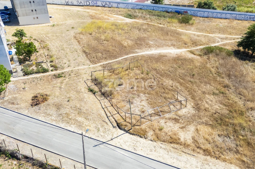 Terreno para Venda em Setubal (São Sebastião) Foto 16