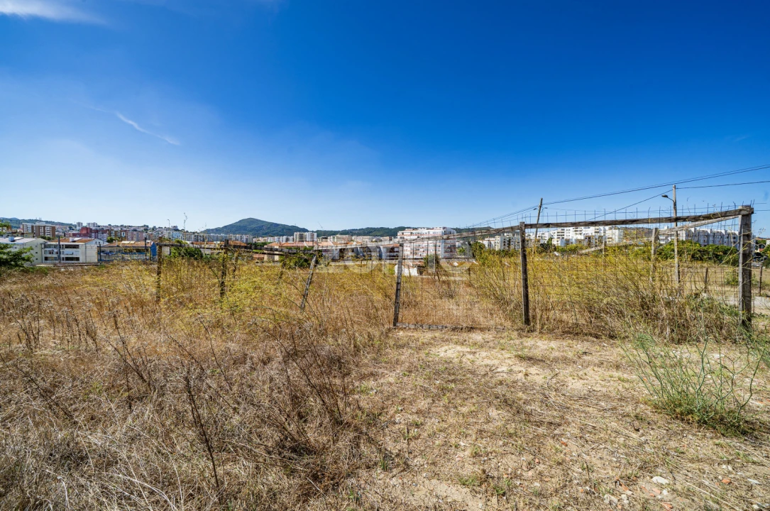 Terreno para Venda em Setubal (São Sebastião) Foto 8