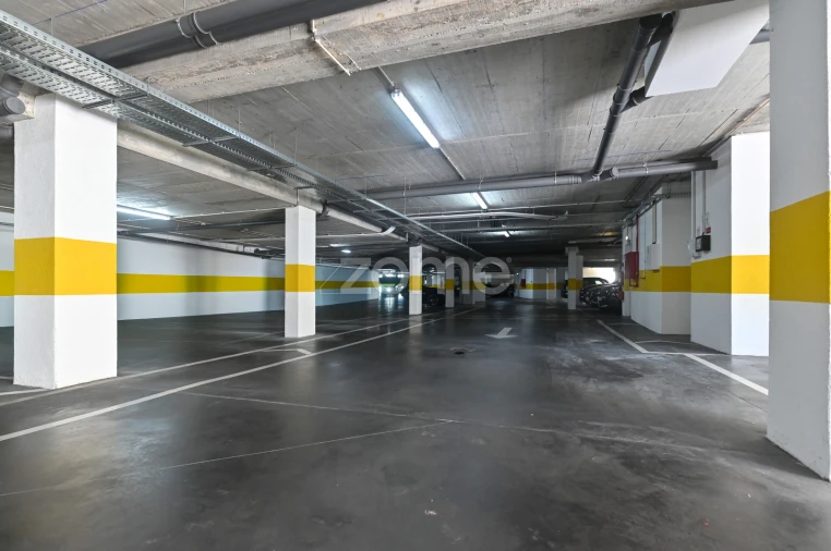 Apartamento T3 para Venda em Oeiras e São Julião da Barra, Paço de Arcos e Caxias Foto 30