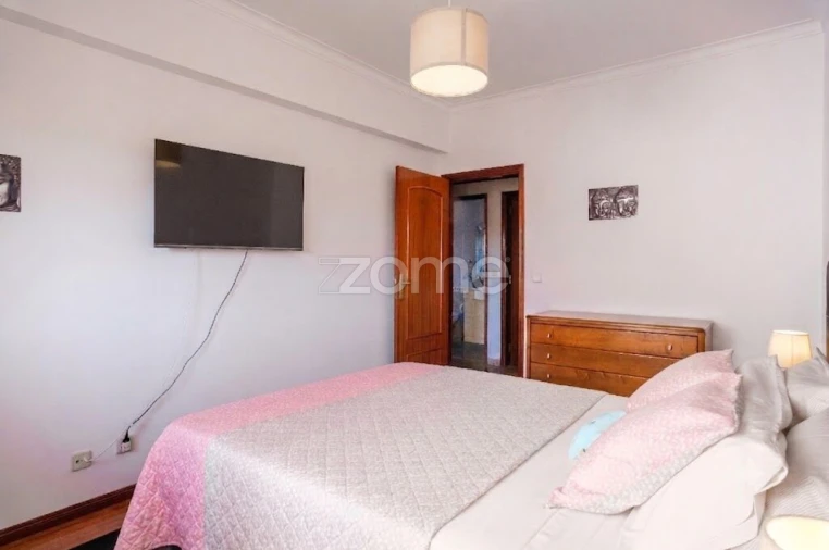 Apartamento T2 para Venda em Cacém e São Marcos Foto 8