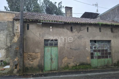 Prédio para Venda em Arcos e Mogofores