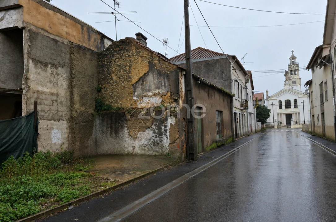 Prédio para Venda em Arcos e Mogofores Foto 4