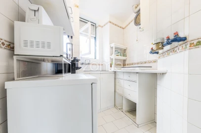 Apartamento T2 para Venda em Arroios