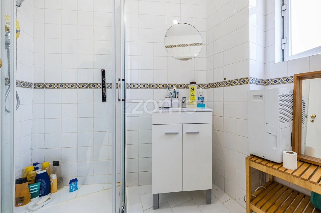 Apartamento T2 para Venda em Arroios Foto 14