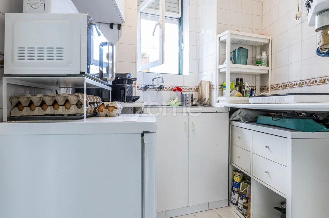 Apartamento T2 para Venda em Arroios Foto 9
