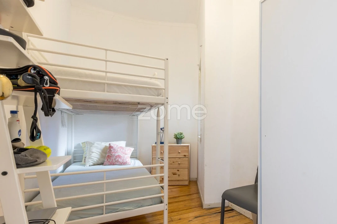 Apartamento T2 para Venda em Arroios Foto 12