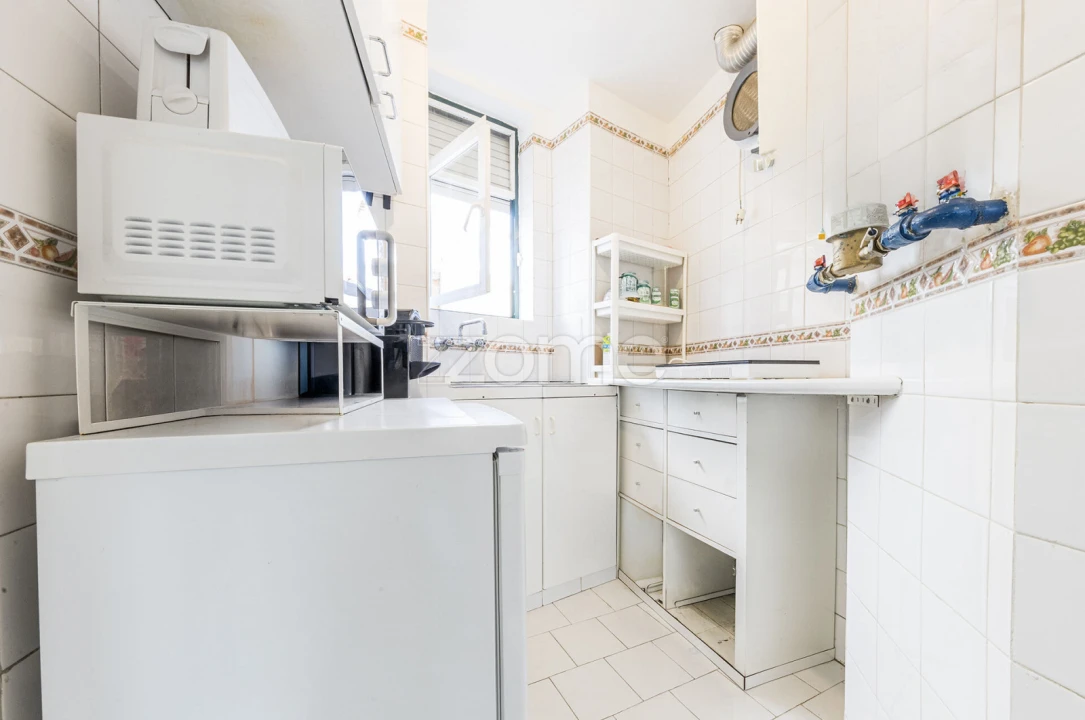 Apartamento T2 para Venda em Arroios Foto 9