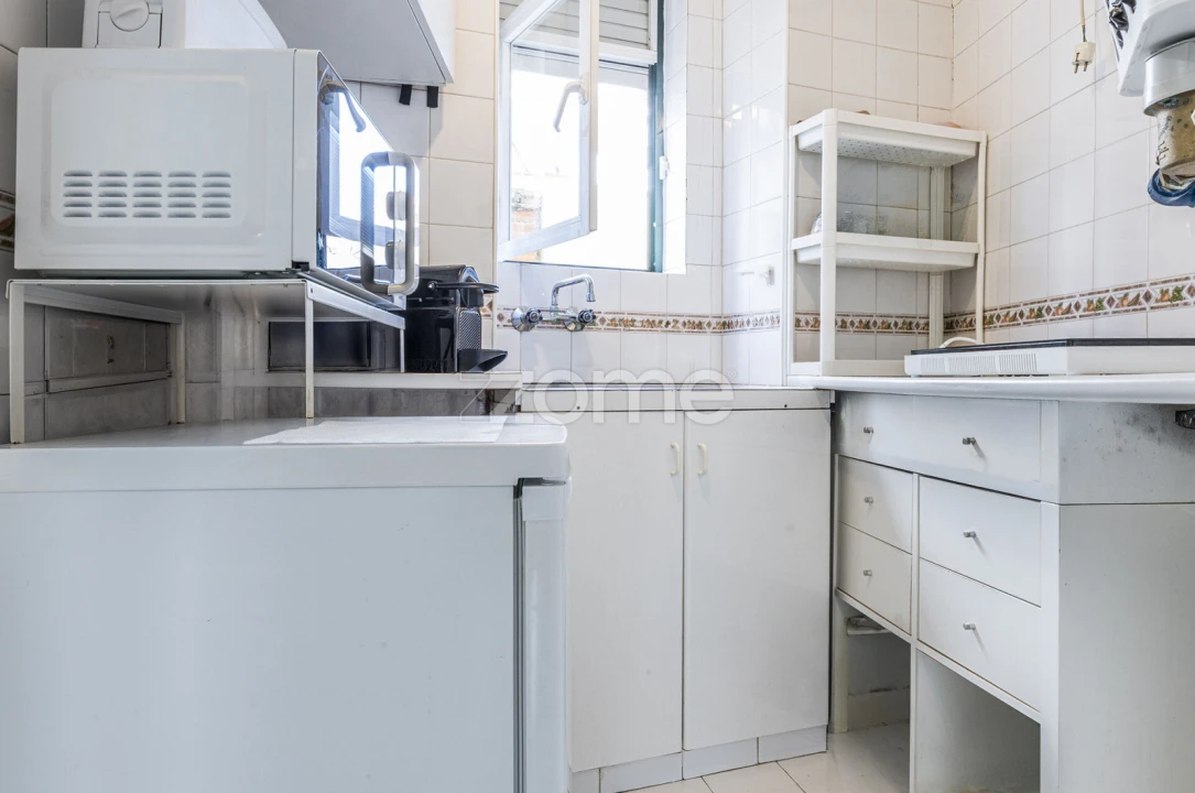 Apartamento T2 para Venda em Arroios Foto 10