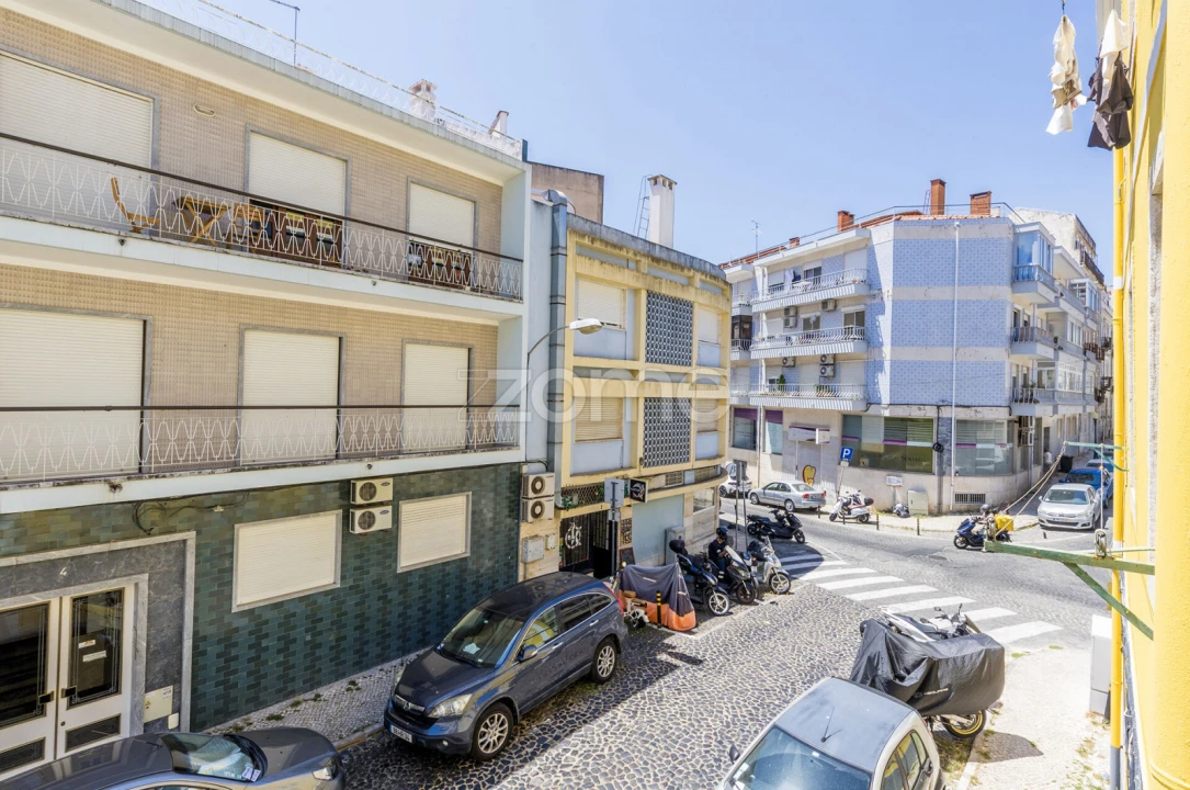Apartamento T2 para Venda em Arroios Foto 18