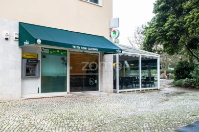 Negócio para Trespasse em Algés, Linda-A-Velha e Cruz Quebrada-Dafundo