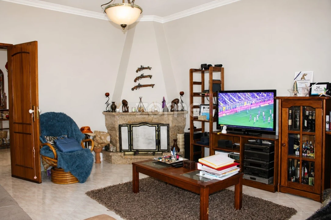 Apartamento T2 para Venda em Seixal, Arrentela e Aldeia de Paio Pires Foto 5