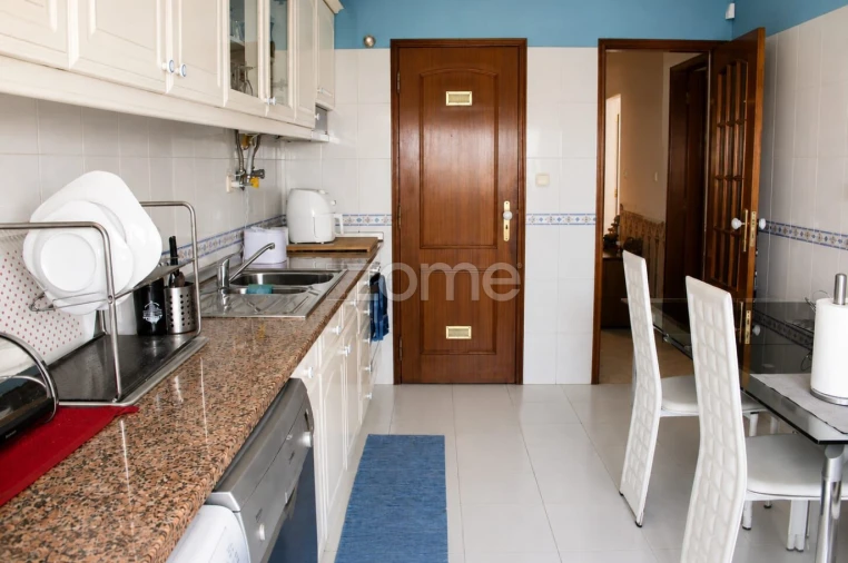 Apartamento T2 para Venda em Seixal, Arrentela e Aldeia de Paio Pires Foto 3