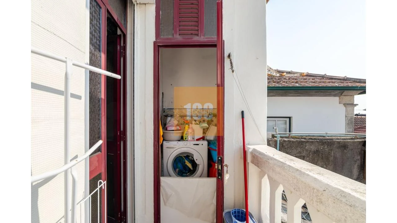 Apartamento T1 para Venda em Cedofeita, Santo Ildefonso, Sé, Miragaia, São Nicolau e Vitória Foto 20