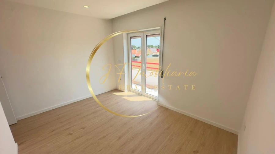 Apartamento T2 para Venda em Gafanha da Nazaré Foto 16