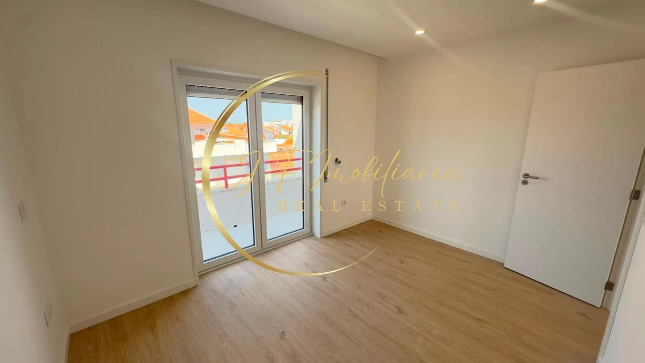 Apartamento T2 para Venda em Gafanha da Nazaré Foto 13