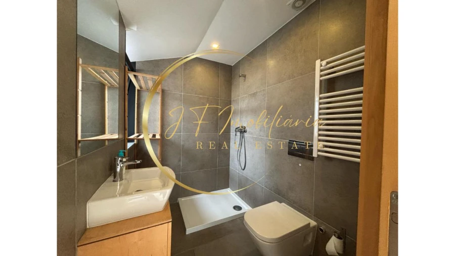Apartamento T2 para Arrendamento em Glória e Vera Cruz Foto 6