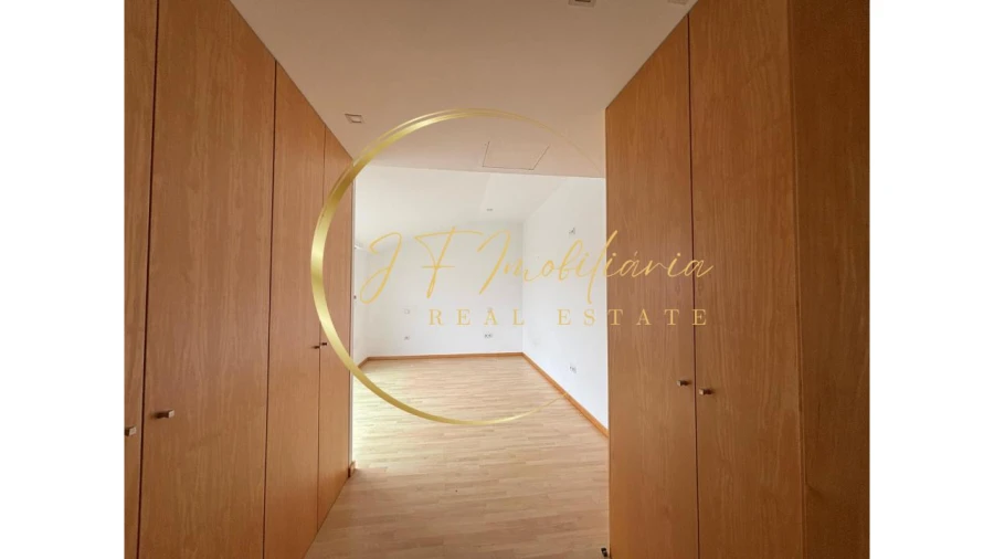 Apartamento T2 para Arrendamento em Glória e Vera Cruz Foto 9