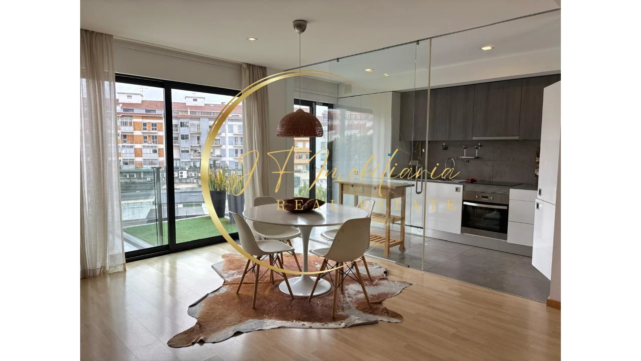 Apartamento T2 para Arrendamento em Glória e Vera Cruz Foto 2