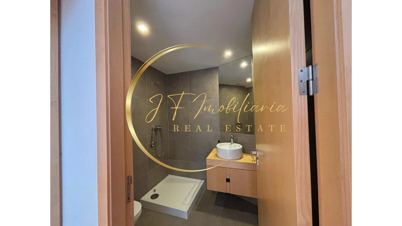 Apartamento T2 para Arrendamento em Glória e Vera Cruz Foto 3