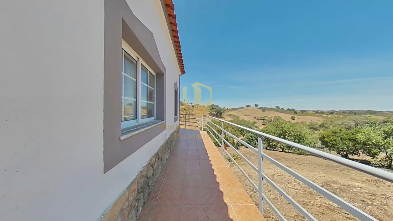 Moradia T3 para Venda em Azinhal Foto 15