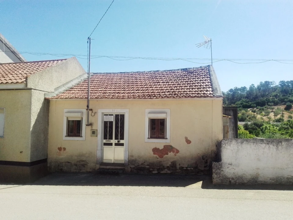 Moradia T4 para Venda em Assentiz Foto 1