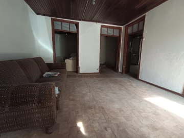 Moradia T4 para Venda em Assentiz